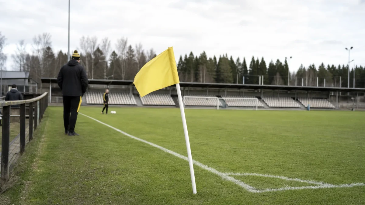 Eetu Mömmö nousee SJK:n kapteenistoon
