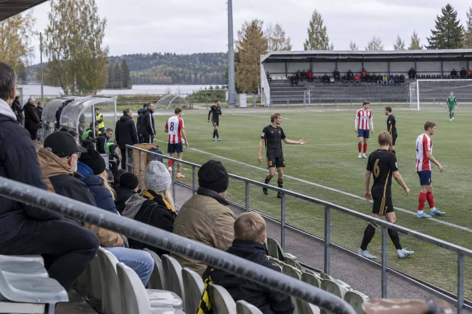 SJK Akatemia kaatoi sarjakärki KooTeePeen maalein 4-3